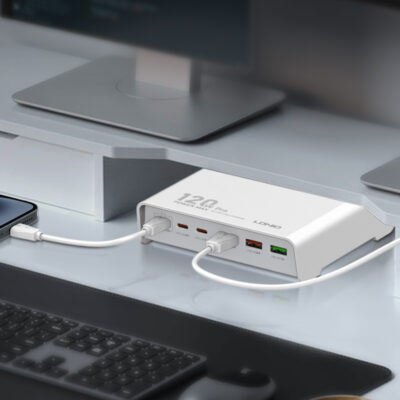 120W Multi-ports Desktop Charging Station Q605